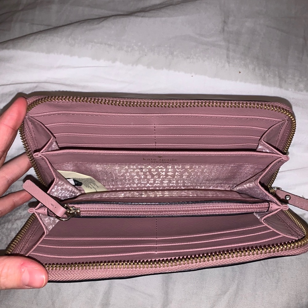 Kate Spade Wallet - Picture 2 of 3